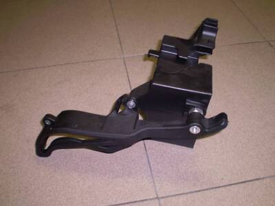 Parapignone e supporto batteria ktm freeride