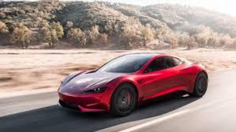 Elon Musk pronto a decollare per Marte con una Tesla