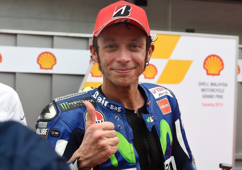 MotoGP, Sepang 2015. Rossi: &quot;Speriamo che Marquez faccia la sua gara&quot;