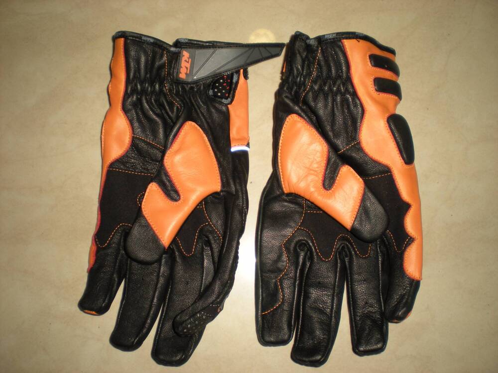 Guanti Radical Ktm (2)