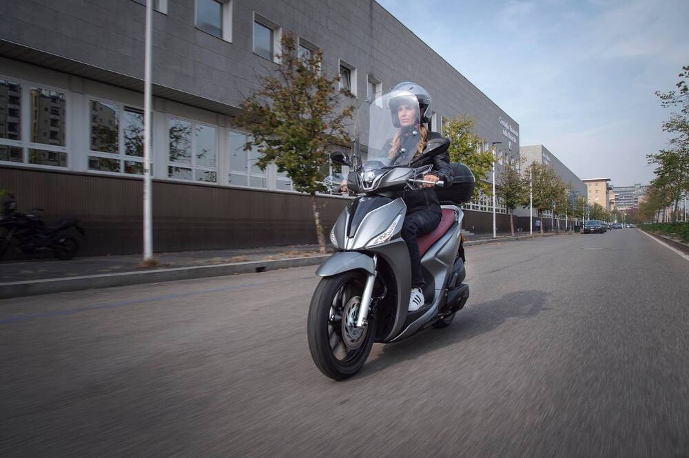 Kymco People 125i S (2021 - 25) (7)