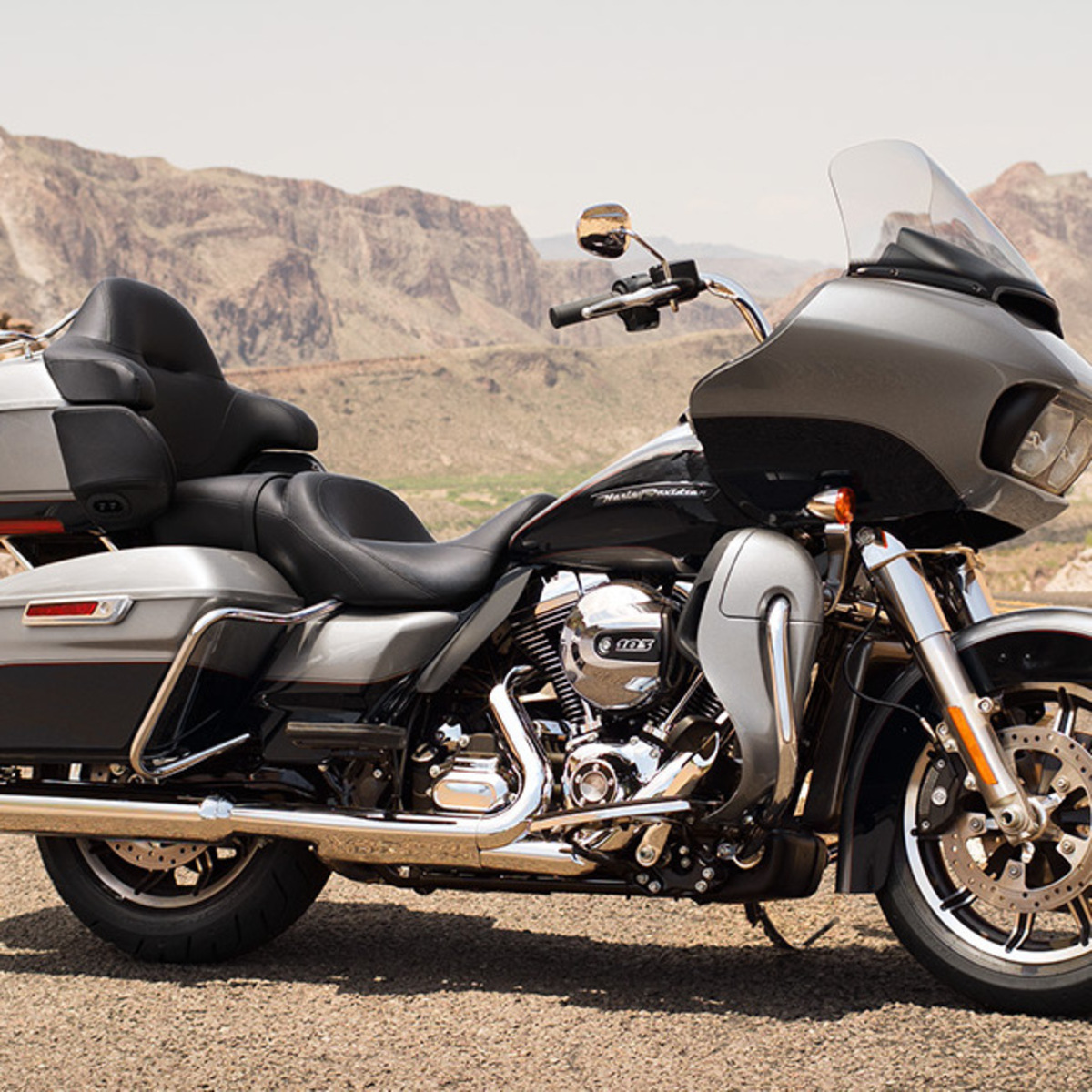 Harley-Davidson 1690 Road Glide Ultra (2015 - 16) - FLRTU