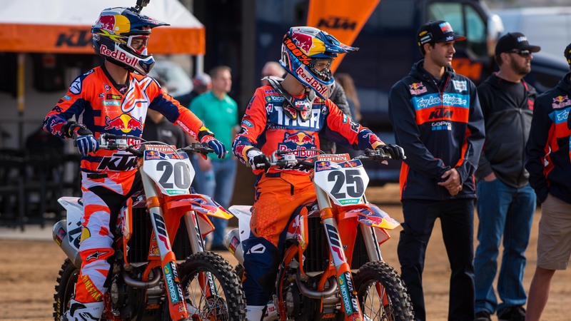 KTM Supercross: il nuovo team USA e la 450 Factory Edition