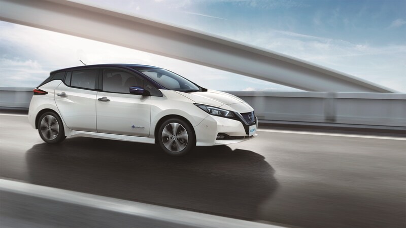 Nissan Leaf, via alla produzione europea