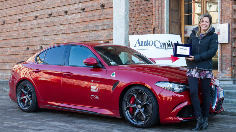 L&#039;Alfa Giulia Quadrifoglio di Romeo Ferraris vince il premio Stradivari di Autocapital [Video]