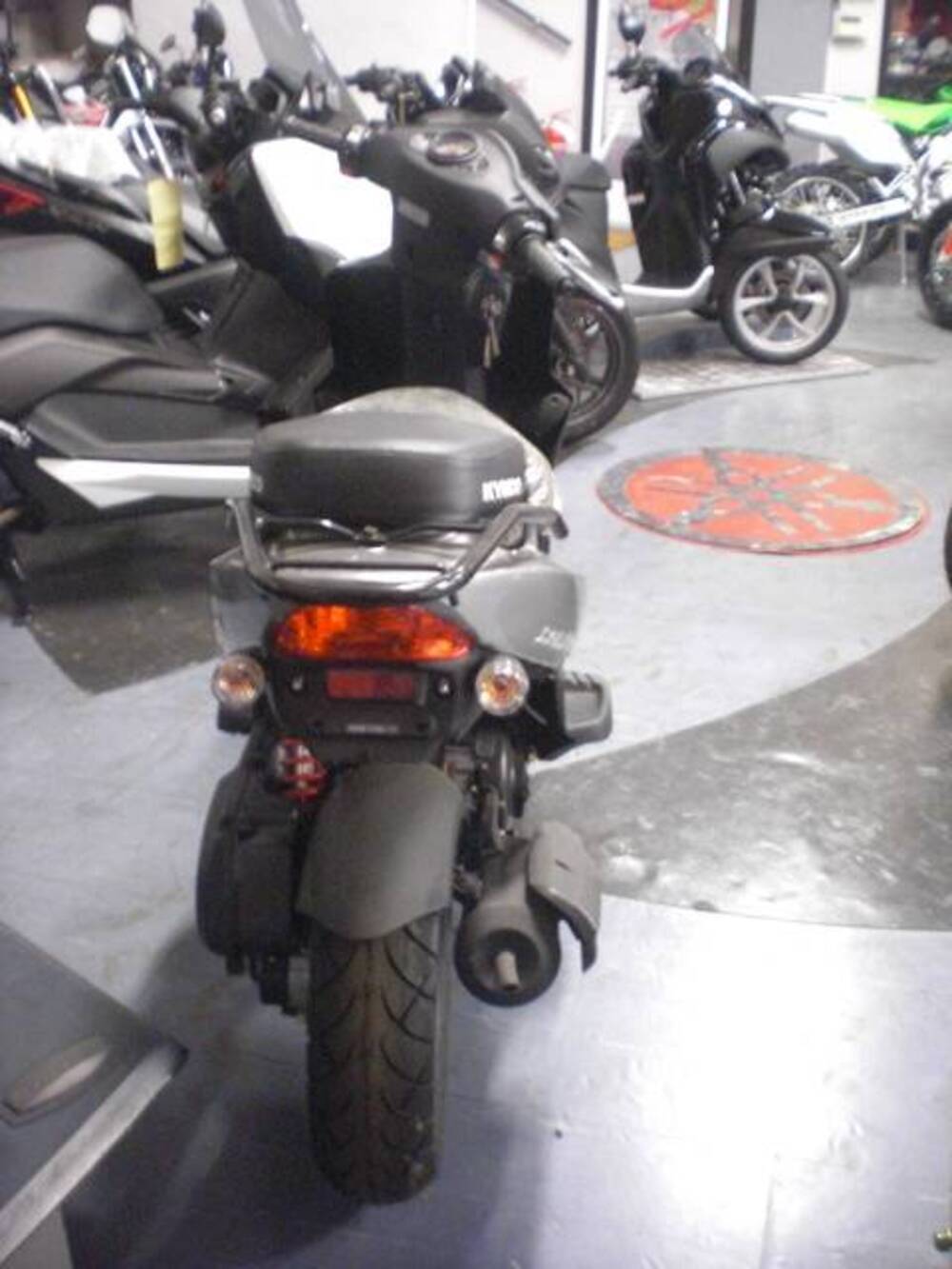 Kymco Agility 50 R12 (2007 - 17) (4)