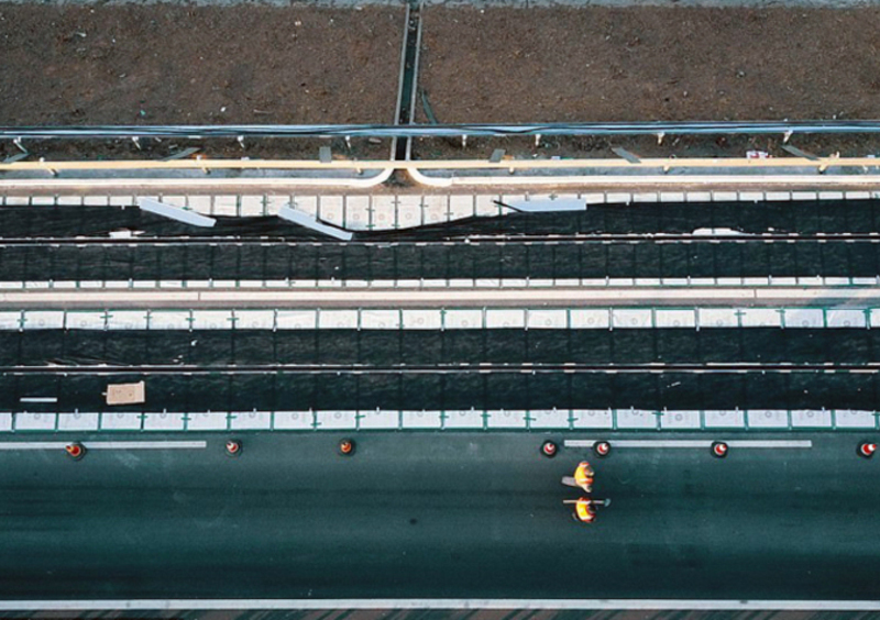 Cina, l&#039;autostrada con i pannelli fotovoltaici