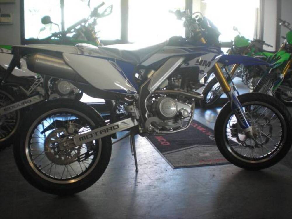 HM CRM F125 X Derapage 4t (2)