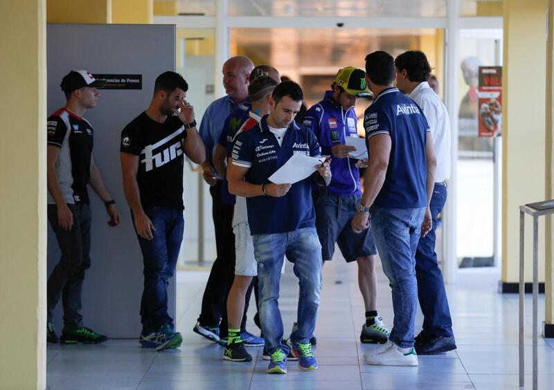 MotoGP, Valencia 2015. FIM richiama i piloti ai valori dello sport