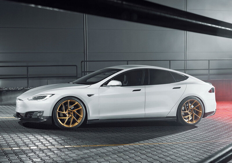 Tesla Model S, arriva il performance kit di Novitec