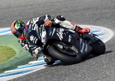 Test SBK Jerez. Sykes come Iannone investe un volatile