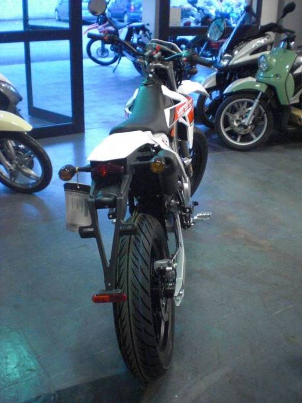 Rieju Marathon 125 Motard Pro (2009 - 17) (4)