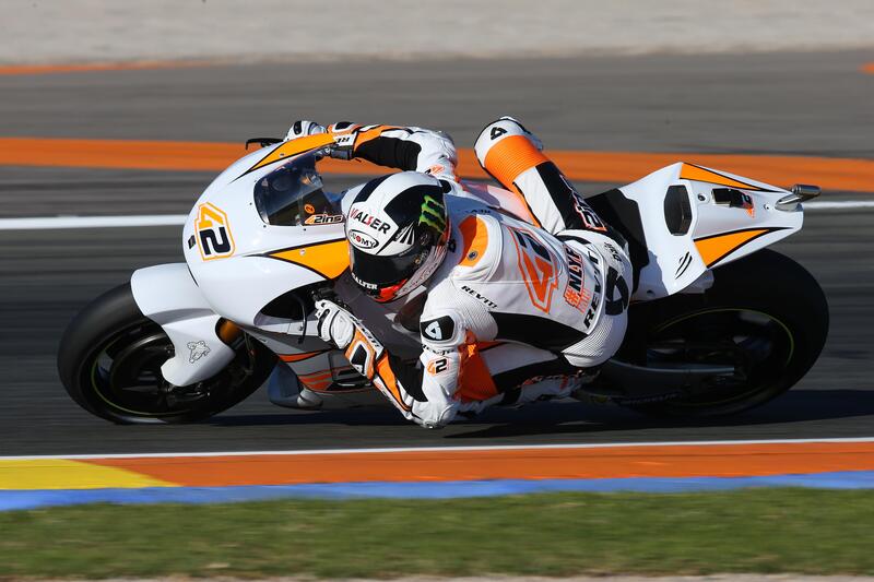 Alex Rins durante i test di Valencia