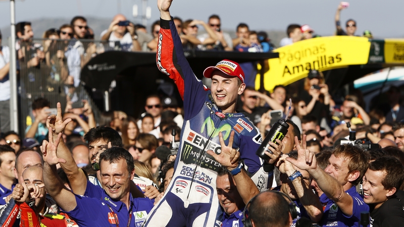 MotoGP, Valencia 2015. Lorenzo vince il GP ed &egrave; Campione del Mondo