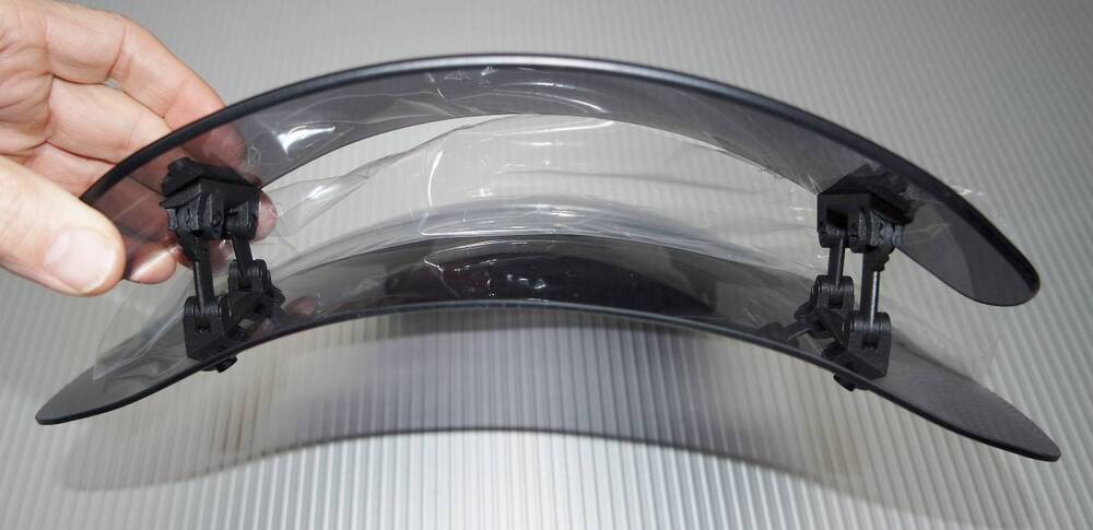 Plexi con Aletta Variabile Bandit Suzuki (10)