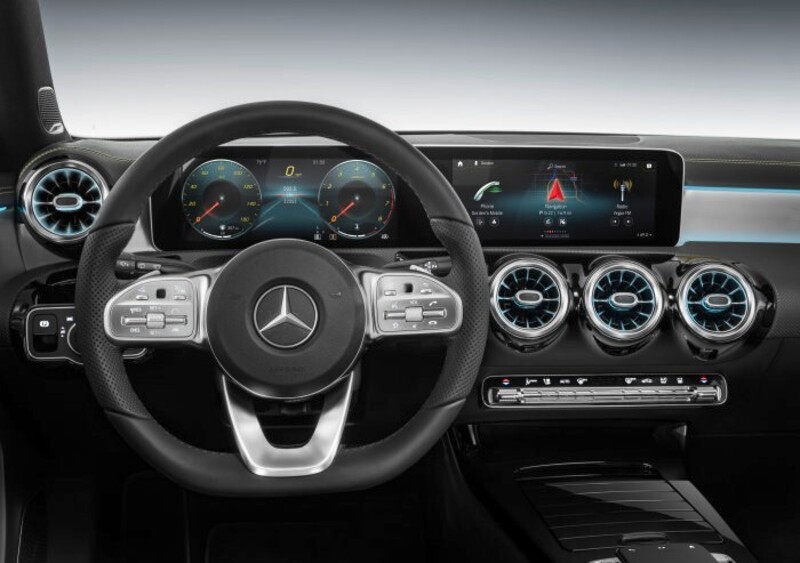 Mercedes svela al CES 2018 il suo nuovo Infotainment [video]