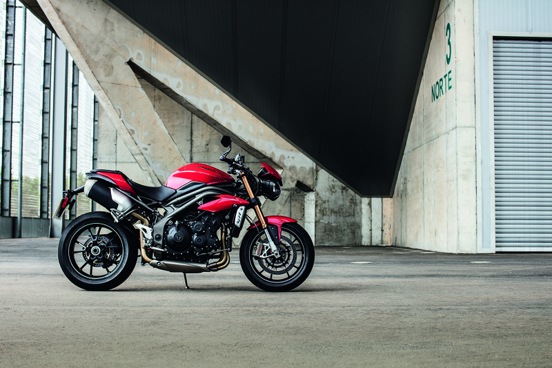 La nuova Triumph Speed Triple 1050 S