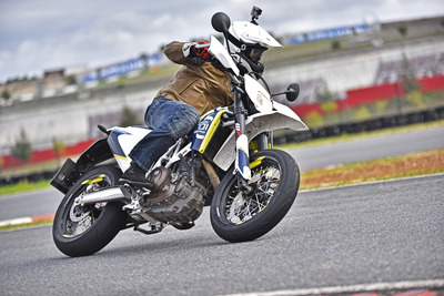 Husqvarna 701 Supermoto 