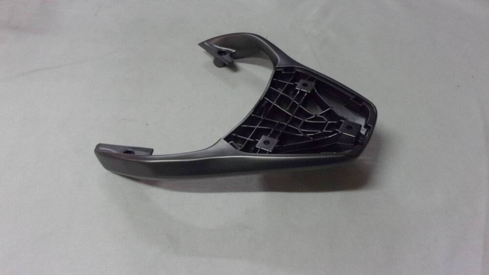 PORTAPACCO POSTERIORE BEVERLY Piaggio (2)