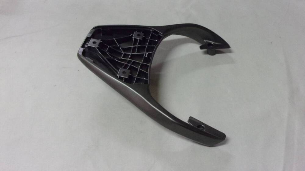 PORTAPACCO POSTERIORE BEVERLY Piaggio (3)