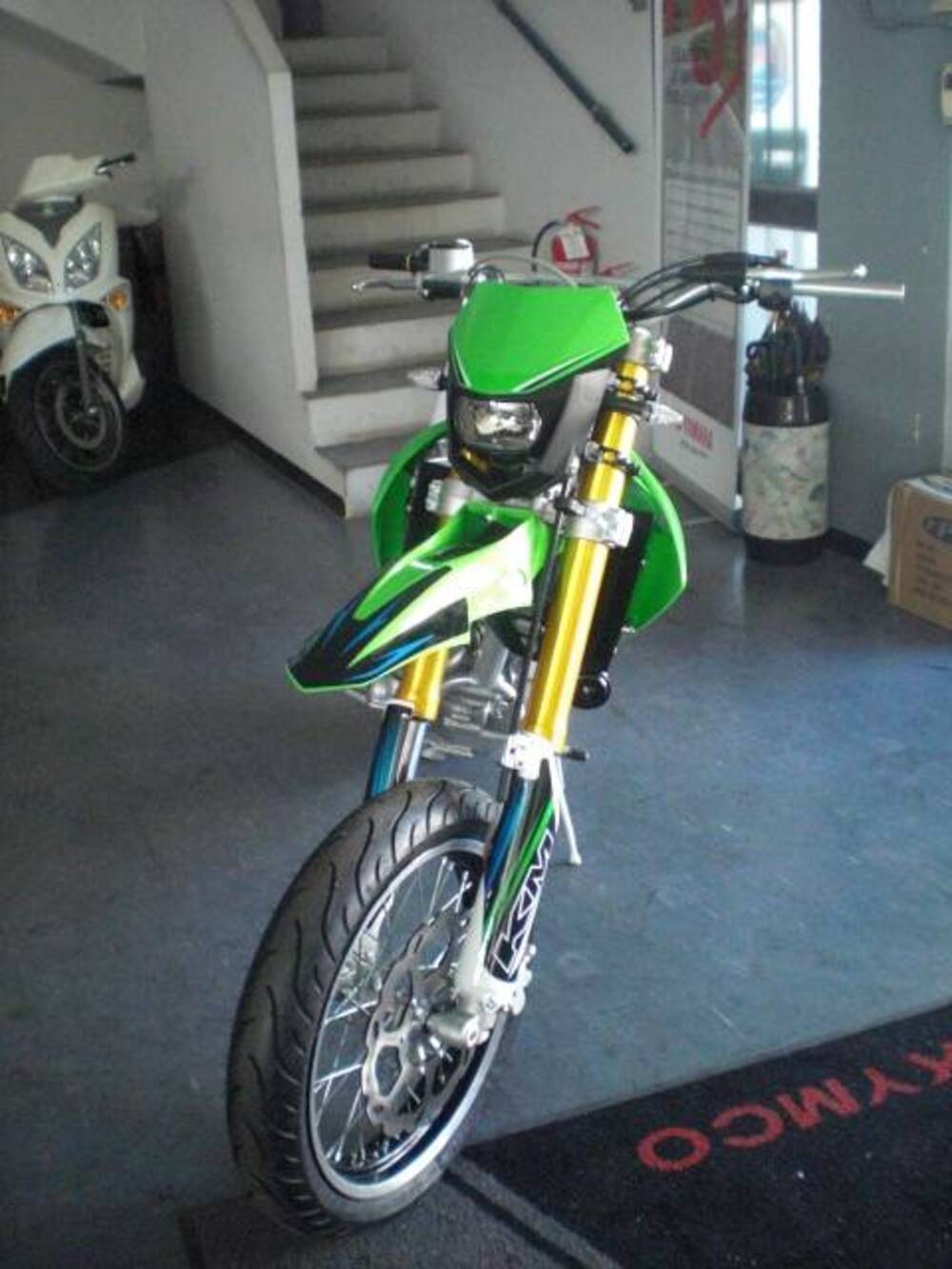 HM CRM F125 X Derapage 4t (2)