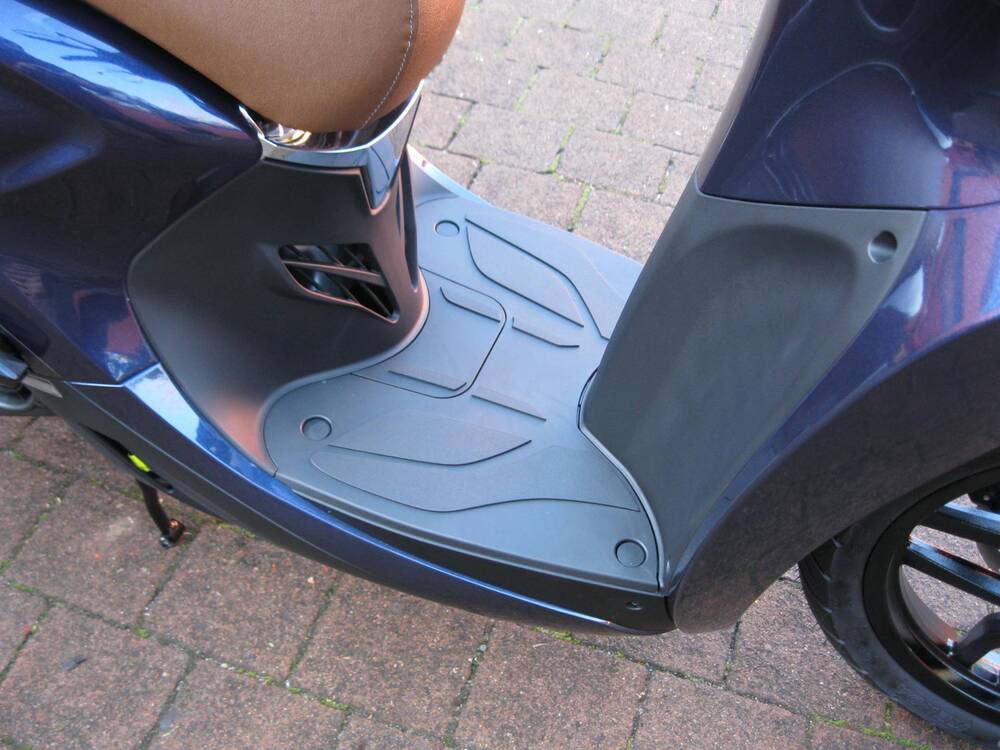 Kymco People 125i S (2018 - 20) (11)