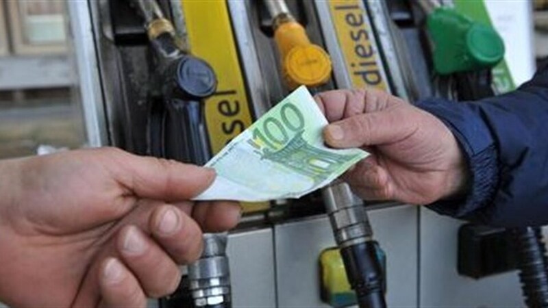 Schede carburante: stop dal prossimo luglio