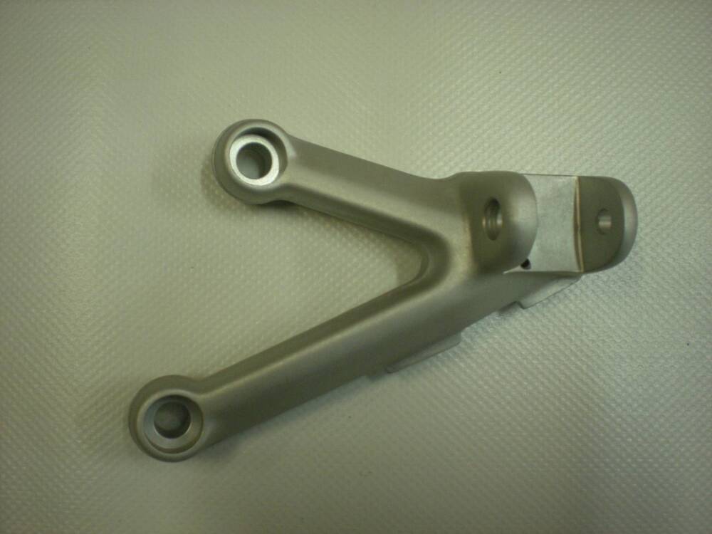 Piastra porta pedana Dx MTS - 82410831A Ducati (2)