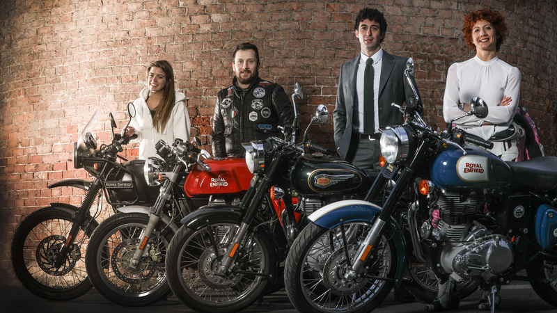 Quattro amici all&#039;Agnellotreffen con quattro Royal Enfield