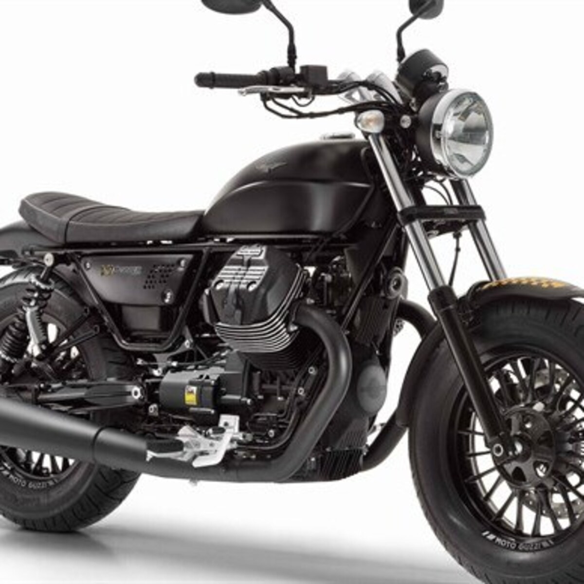 Moto Guzzi V9 Bobber (2016 - 18)