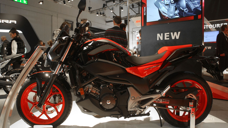 EICMA 2015: Honda NC750S DCT 2016