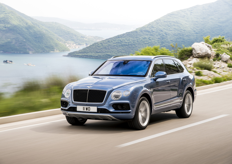 Bentley, una Bentayga alla Pikes Peak