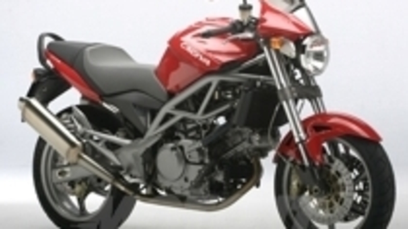 Nuovo prezzo da competizione per la rinnovata naked Cagiva