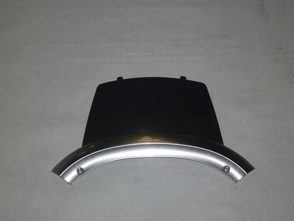 SPORTELLO BATTERIA Piaggio X10 (2)