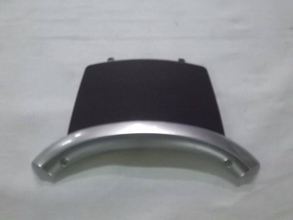 SPORTELLO BATTERIA Piaggio X10 (3)