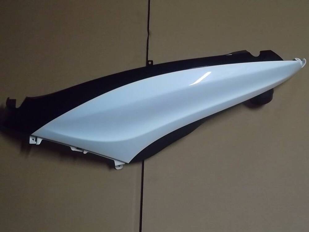 CARENA POSTERIORE Piaggio BEVERLY (2)