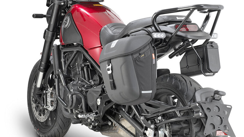 GIVI per la Benelli Leoncino 500