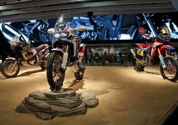 EICMA 2015: Maxi Enduro e Crossover 2016