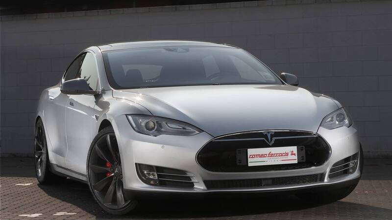 Tuning Tesla S: ecco il kit con sound da cattiva V6 o V8 [Video]