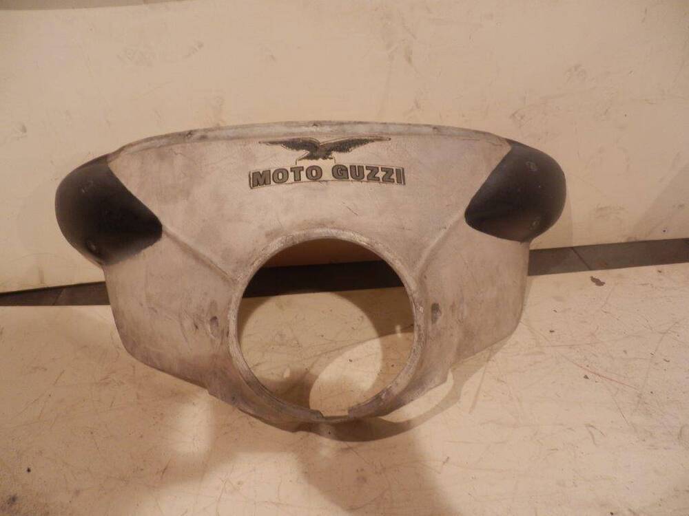 Carena anteriore cupolino Moto Guzzi V7 - VV (2)