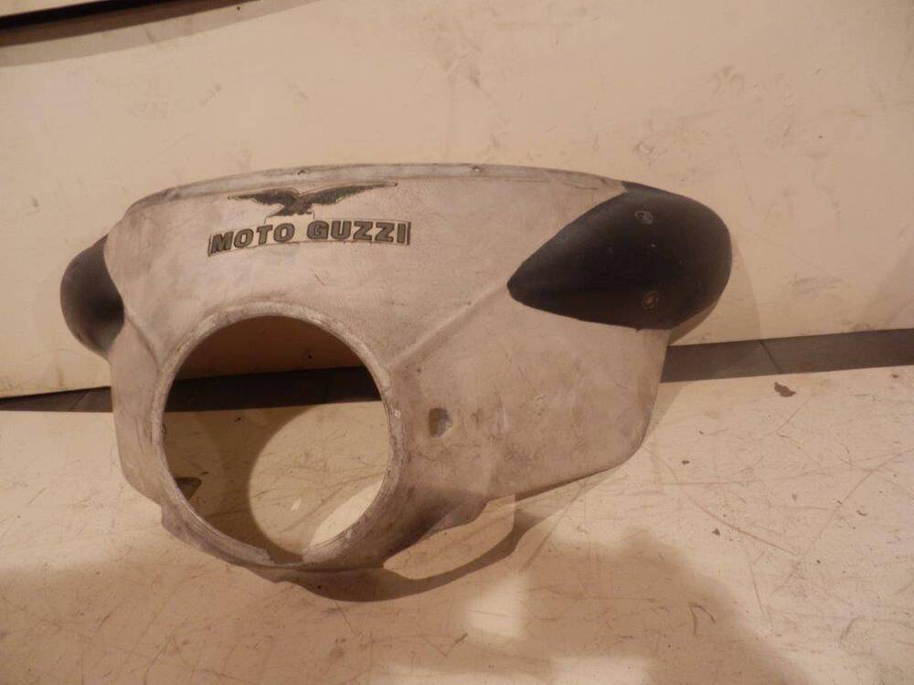 Carena anteriore cupolino Moto Guzzi V7 - VV (3)