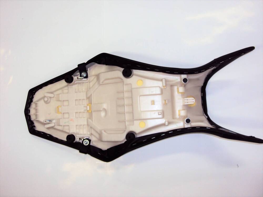 SELLA YAMAHA MT-09. 2014-2016 (2)