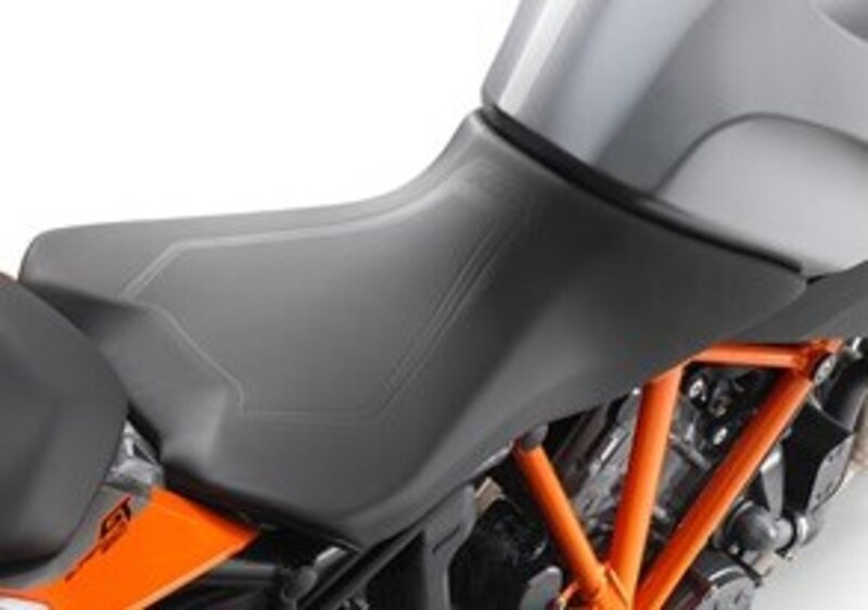 KTM 1290 Super Duke GT 1290 Super Duke GT ABS (2016 - 18) (3)