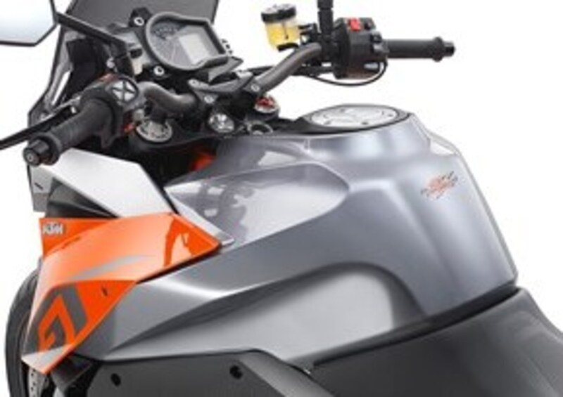 KTM 1290 Super Duke GT 1290 Super Duke GT ABS (2016 - 18) (4)