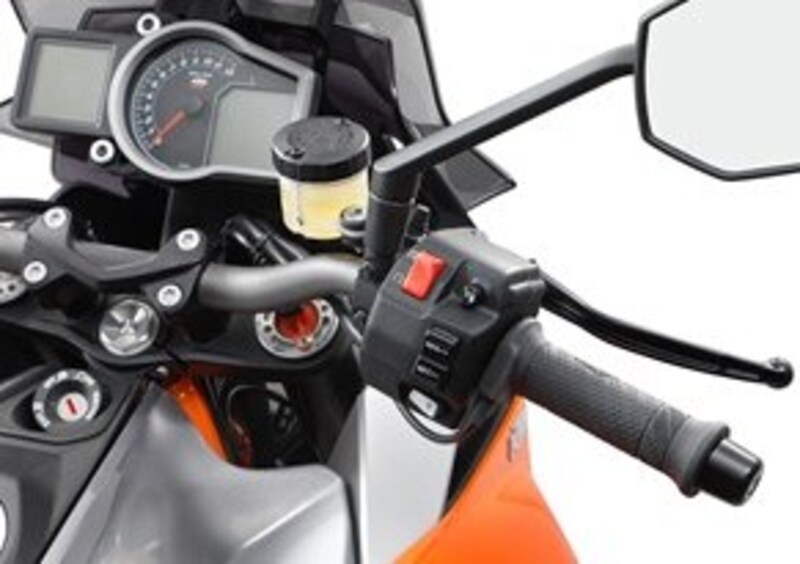 KTM 1290 Super Duke GT 1290 Super Duke GT ABS (2016 - 18) (9)