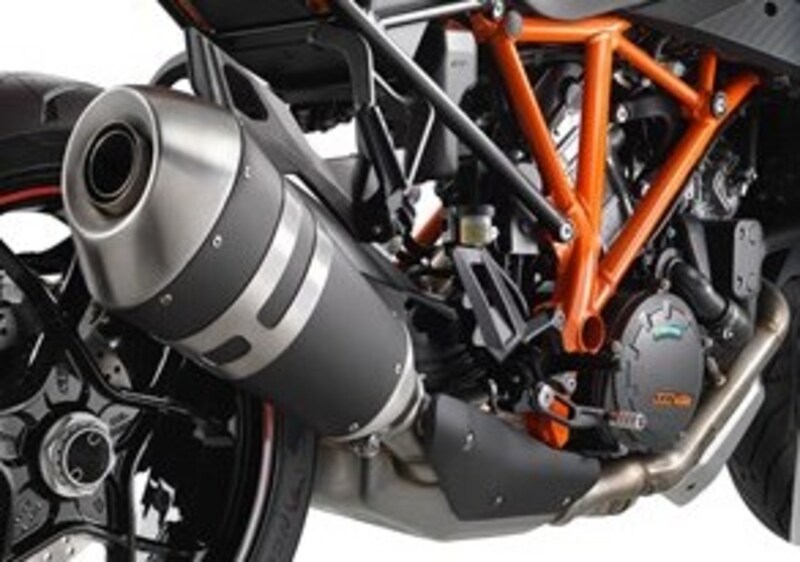 KTM 1290 Super Duke GT 1290 Super Duke GT ABS (2016 - 18) (13)