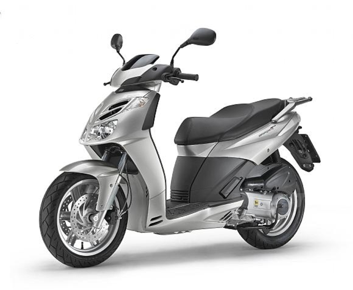 Gp Replica Aprilia Sportcity 125cc Aprilia SR GT 125: Precio