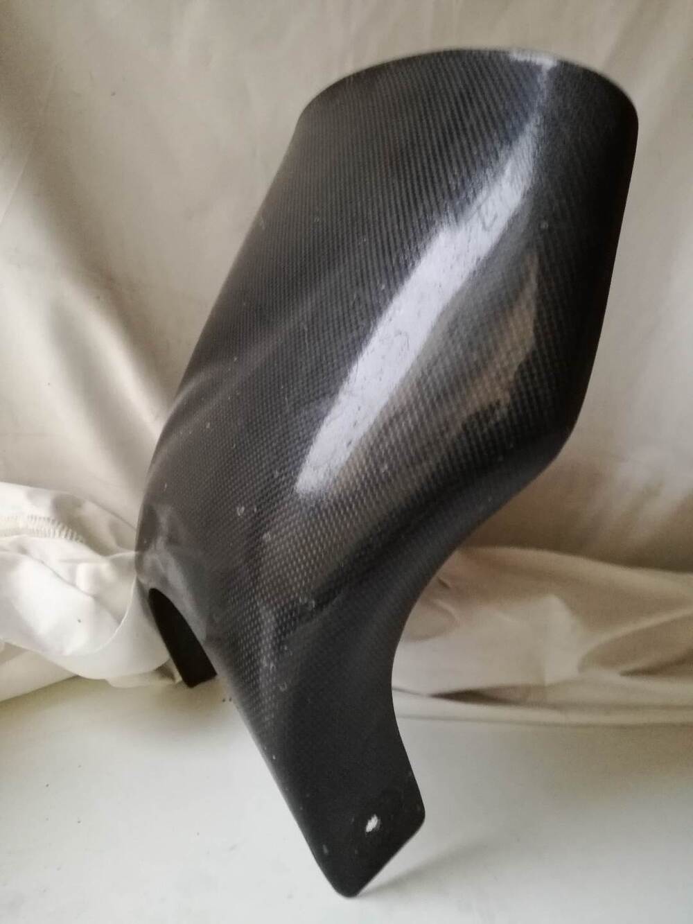 Cupolini Ducati -Triumph in carbonio Puig (5)