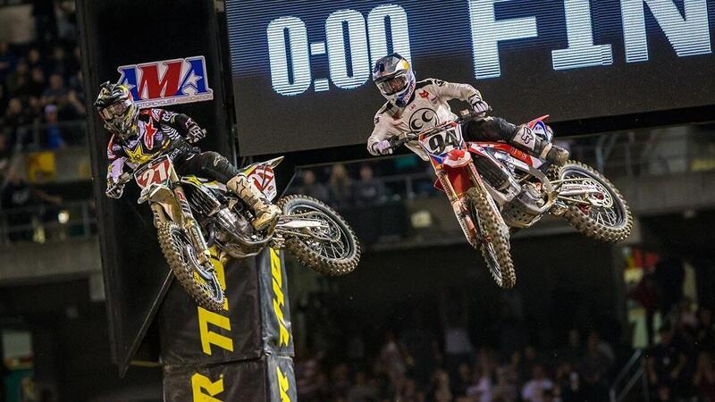 Supercross, Oakland: Anderson allunga