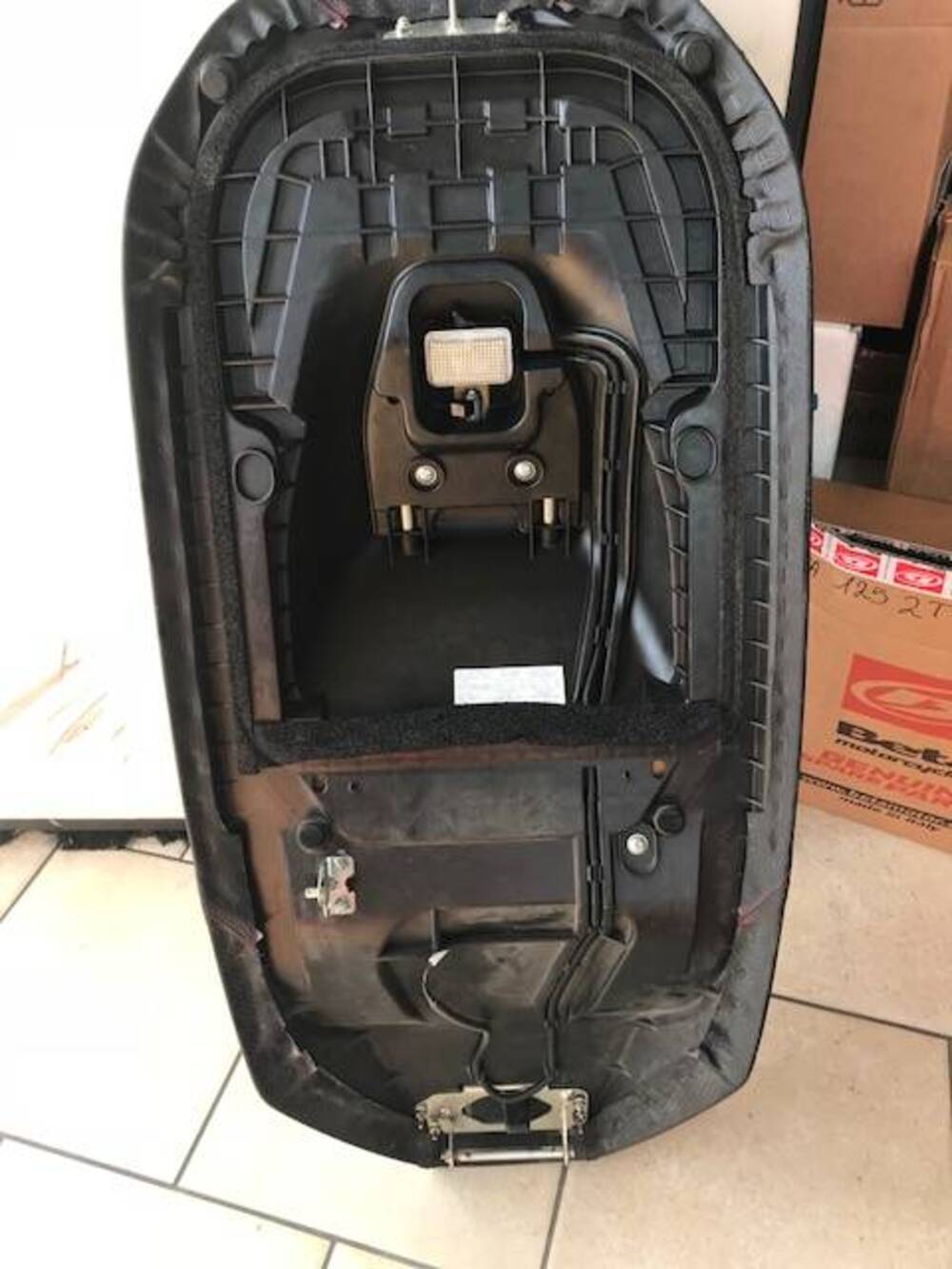 SELLA BURGMAN 400 Suzuki (2)